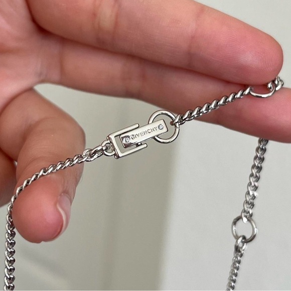 Givenchy blue stones necklace - Picture 3 of 4